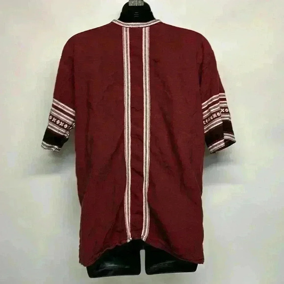 Vintage woman Mexican looking top, but was actually made in Greece - Picture 4 of 6